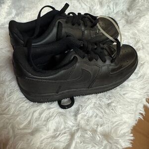 Nike Kids Black Sneakers